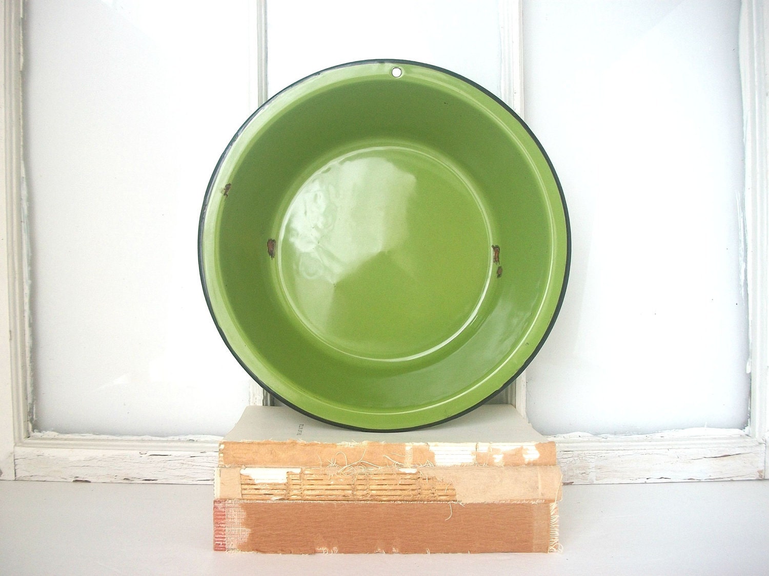 Apple Green Enamelware Pan