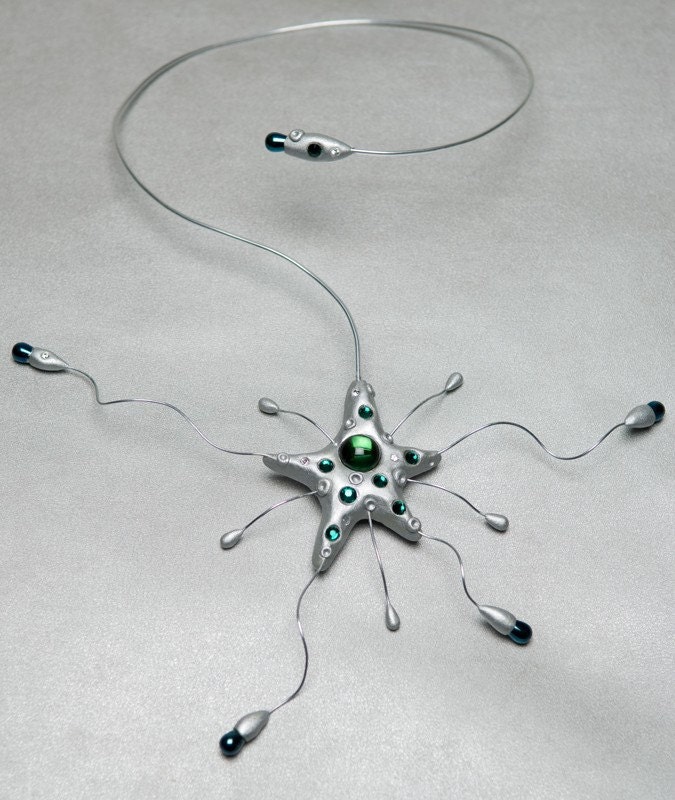 Amoeba neck piece
