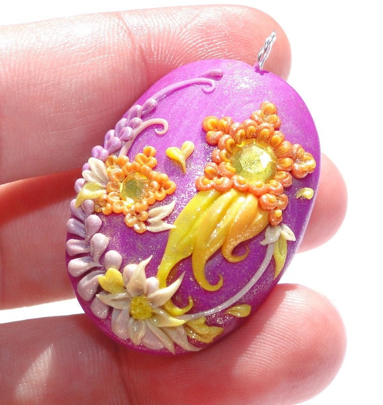 Shooting Stars - Beautiful Clay Crystal Pendant
