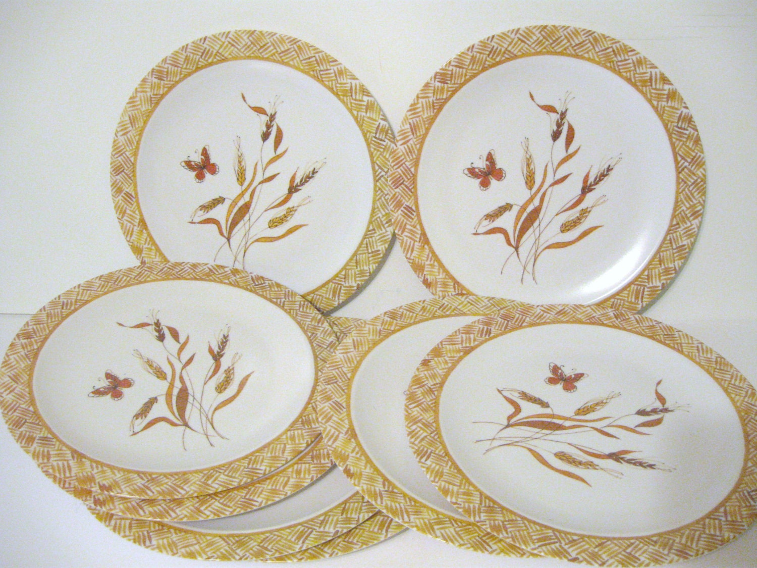 Vintage Melamine dinnerware plates wheat butterfly pattern          crosshatch rims harvest colors set of 8