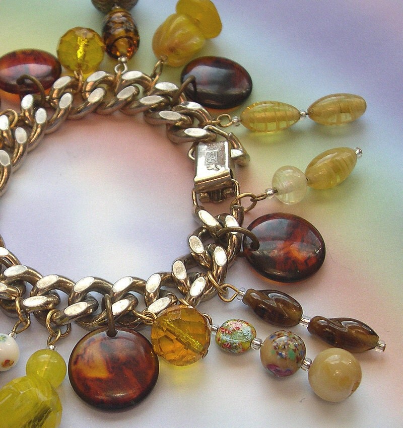 Yellow Beaded Charm Bracelet, yellow charm bracelet, yellow, amber, brown, glass, beads, vintage, ooak, one of a kind