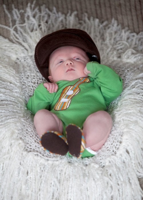 Organic LONG sleeves Baby Gift Set 0 3 6 12 18 months- Organic One Piece with Handmade Guitar Applique and Organic Crib Shoes Booties