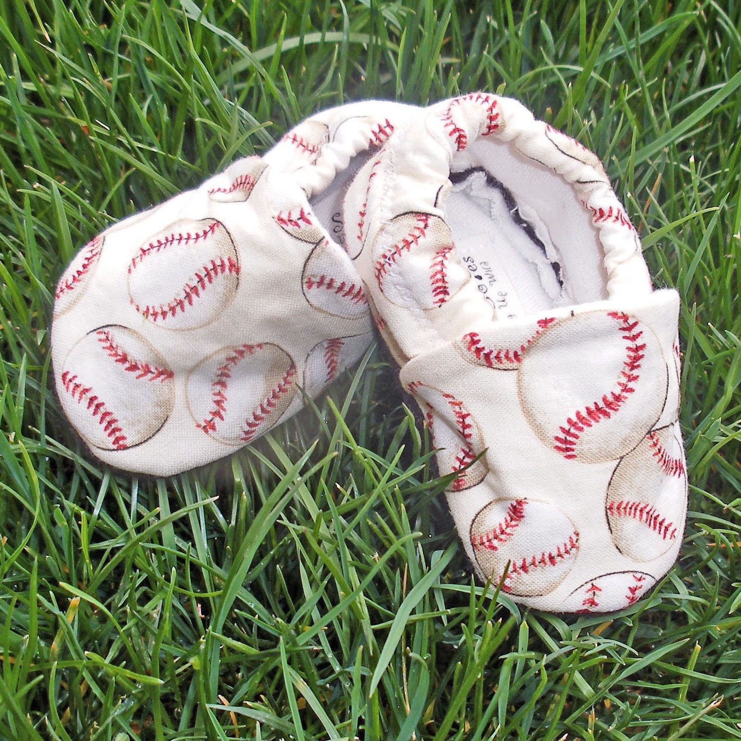 Baseball Baby Boy or Girl Shoes- Little Slugger Crib Shoes- Handmade with Organic lining- Size O 3 6 12  months- Baby Clothes