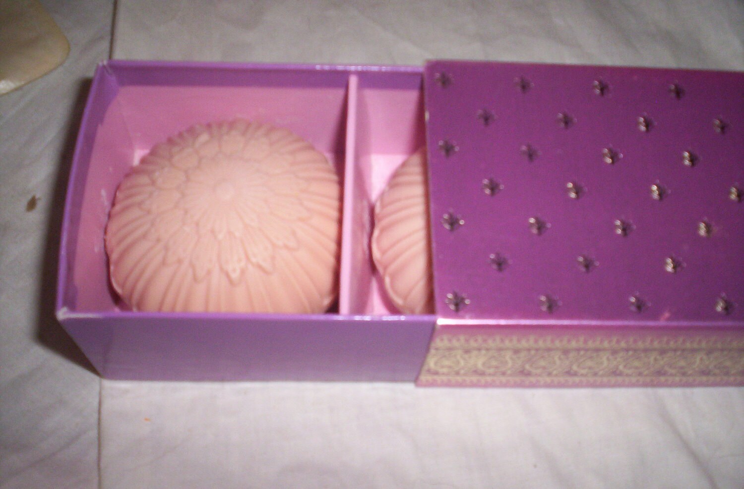 avon elusive 3 perfumed soaps never used