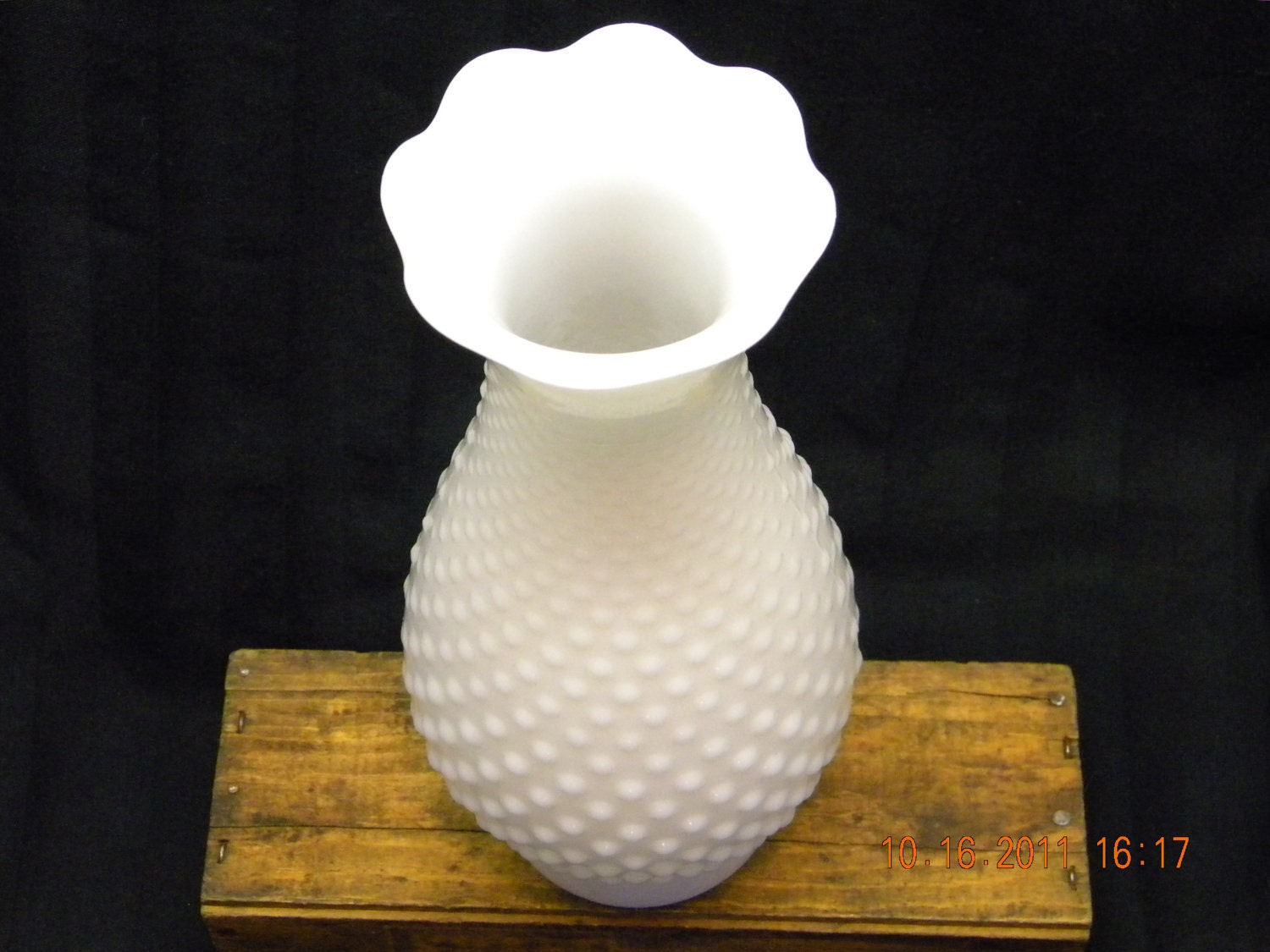 lamp shade chimney milkglass  Lamp Chimney by Vintage glass Glass milk HeyJunkman lamp Milk