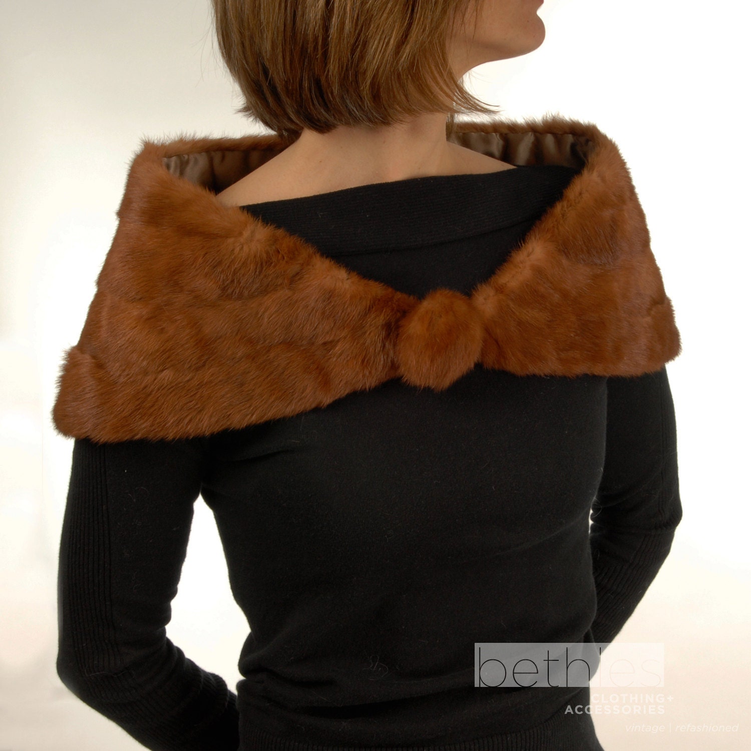 R E S E R V E D for F A N C Y Fur Stole Golden Brown Wrap Vintage 50s Caplet