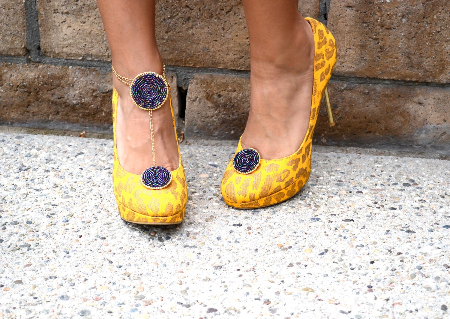 Purple beaded shoe clips with anklet