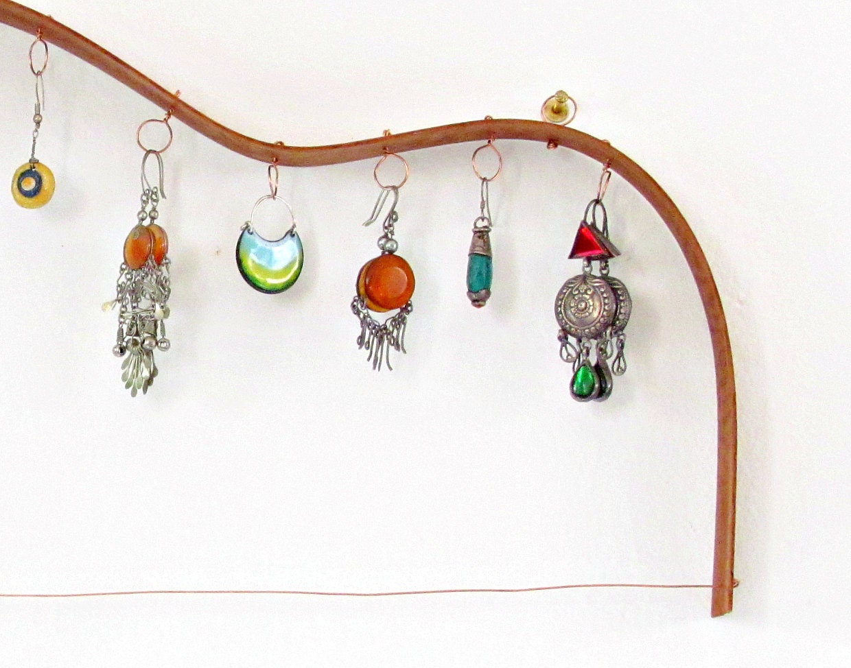 Earrings rack - Mahogany guitar shaped - upcycled eco friendly