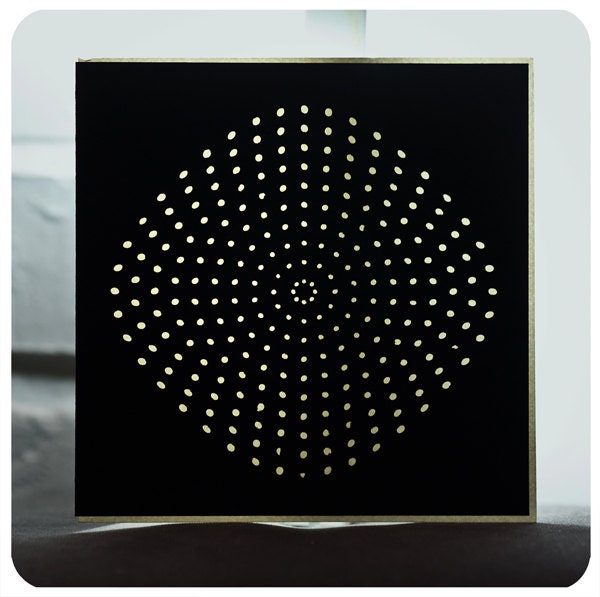 Round illusion - papercut greeting card - 6x6 inches