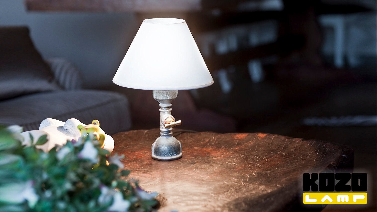MONA industrial chic pipe table lamp by Kozo Lamp
