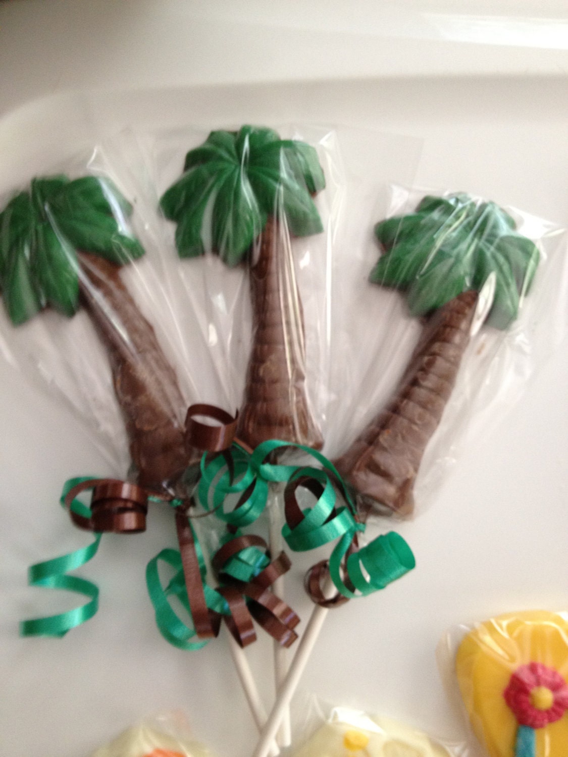 24 PALM TREE Chocolate Lollipops Party Favors Luau Hawaiian Birthday Retirement