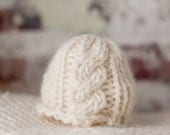 Newborn Cable Knit Hat for Photographers - Cable Rice Paper