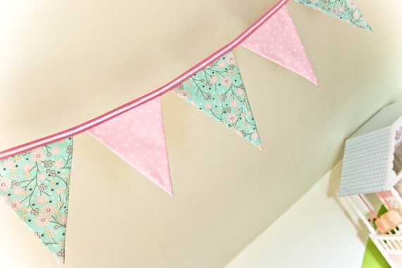 Nursery Decoration, Pink Baby Shower Bunting,Garden Birthday Party Banner, Photo Prop Il_570xn