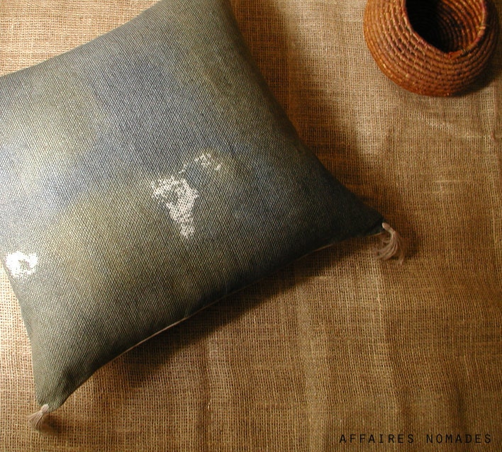 Floor Cushion Linen Pillow. Cover removable. Khaki .. C o b b l e / FRAGMENTS