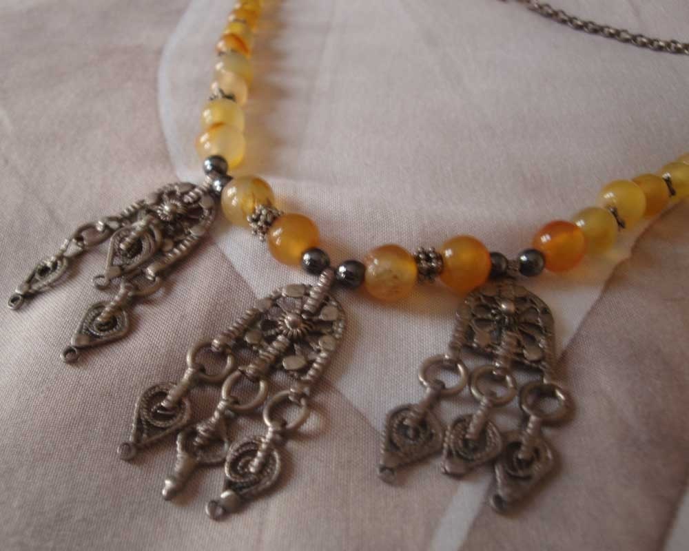 Vintage Agate Necklace