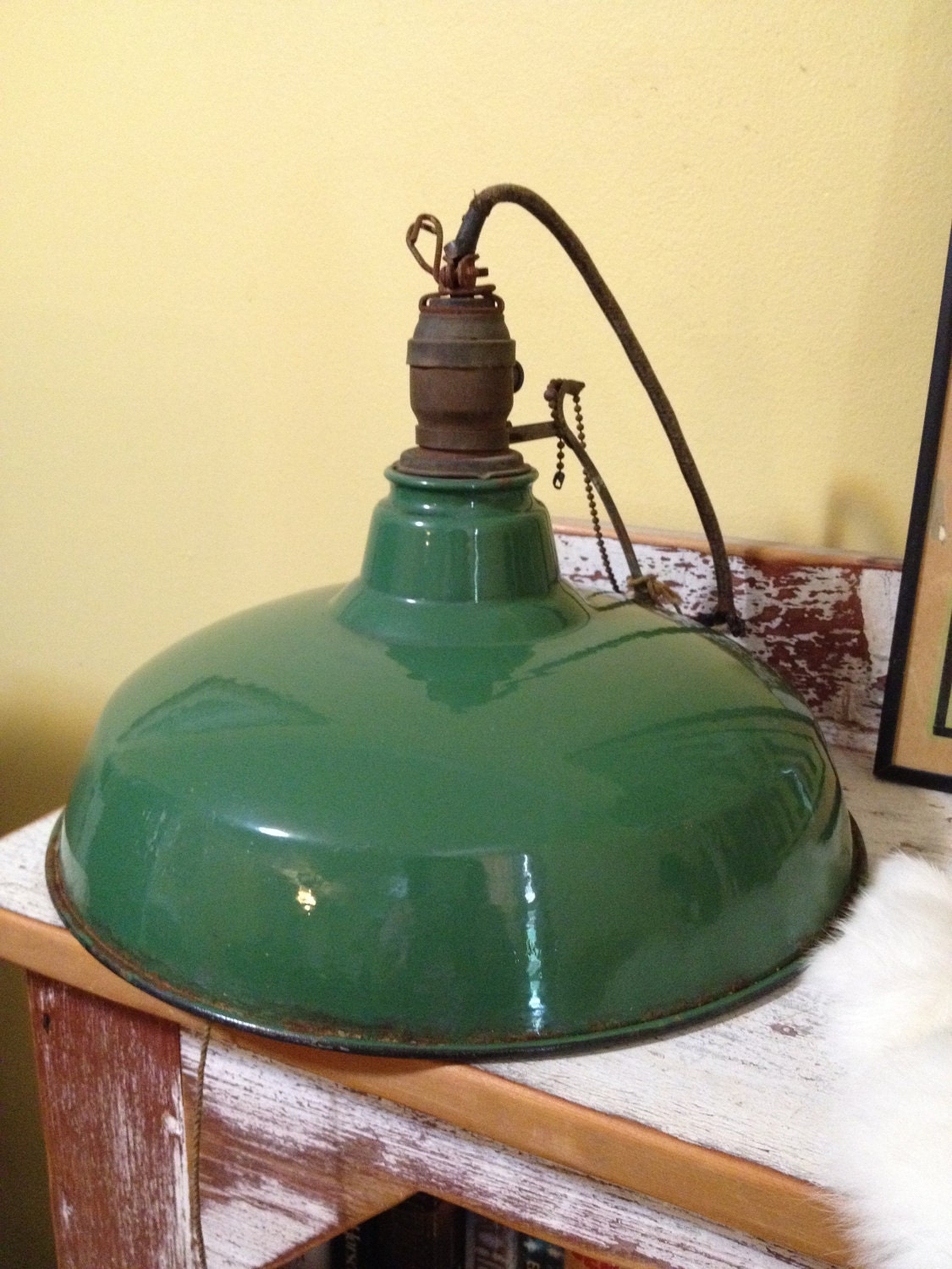 Vintage Porcelain/Enamel Green Service Station/Barn Light Fixture