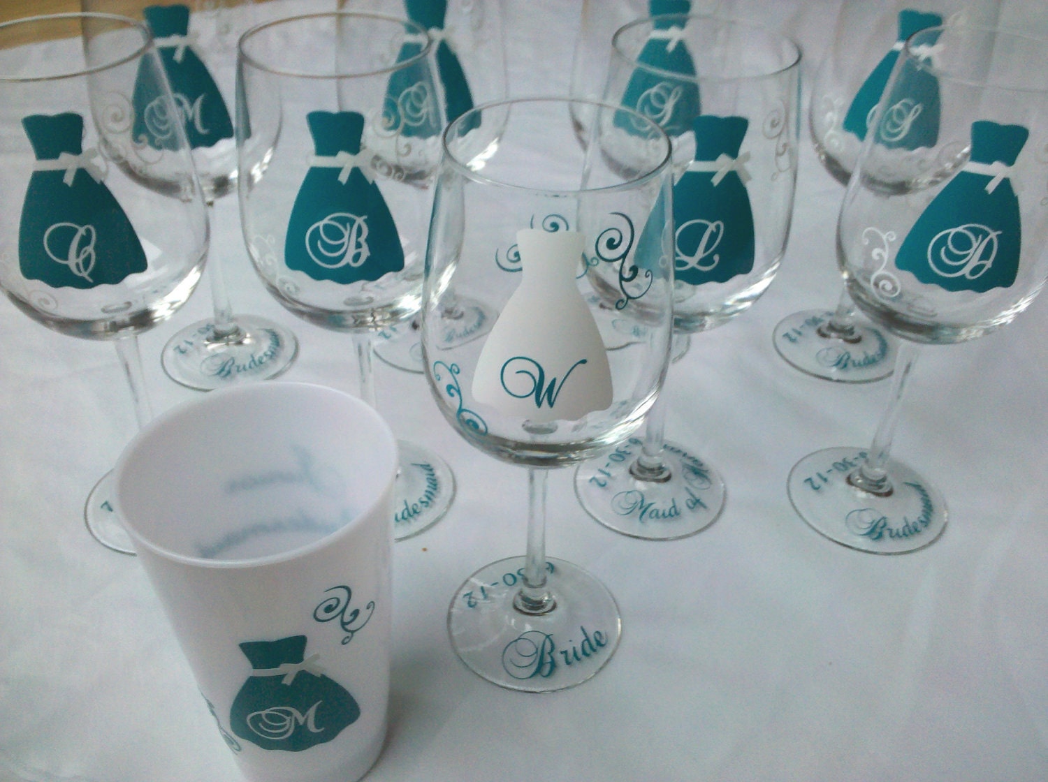 Custom listing for leslieratekin , 11 mustache mugs, 4 wine glasses