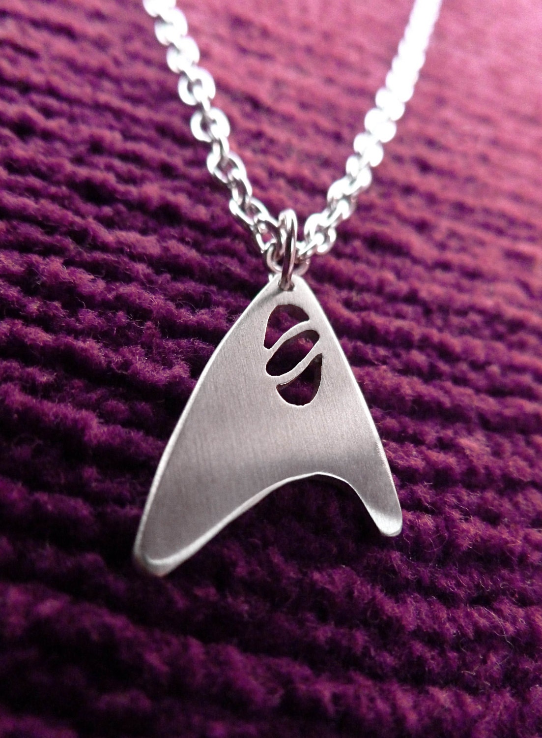 Star Trek Science Badge Insignia Pendant Necklace star trek