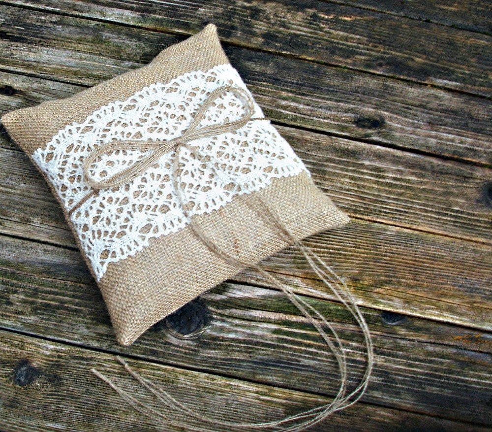Rustic Natural Burlap/Hessian Wedding Ring Bearer Pillow/Cushion with Cream Cotton Lace