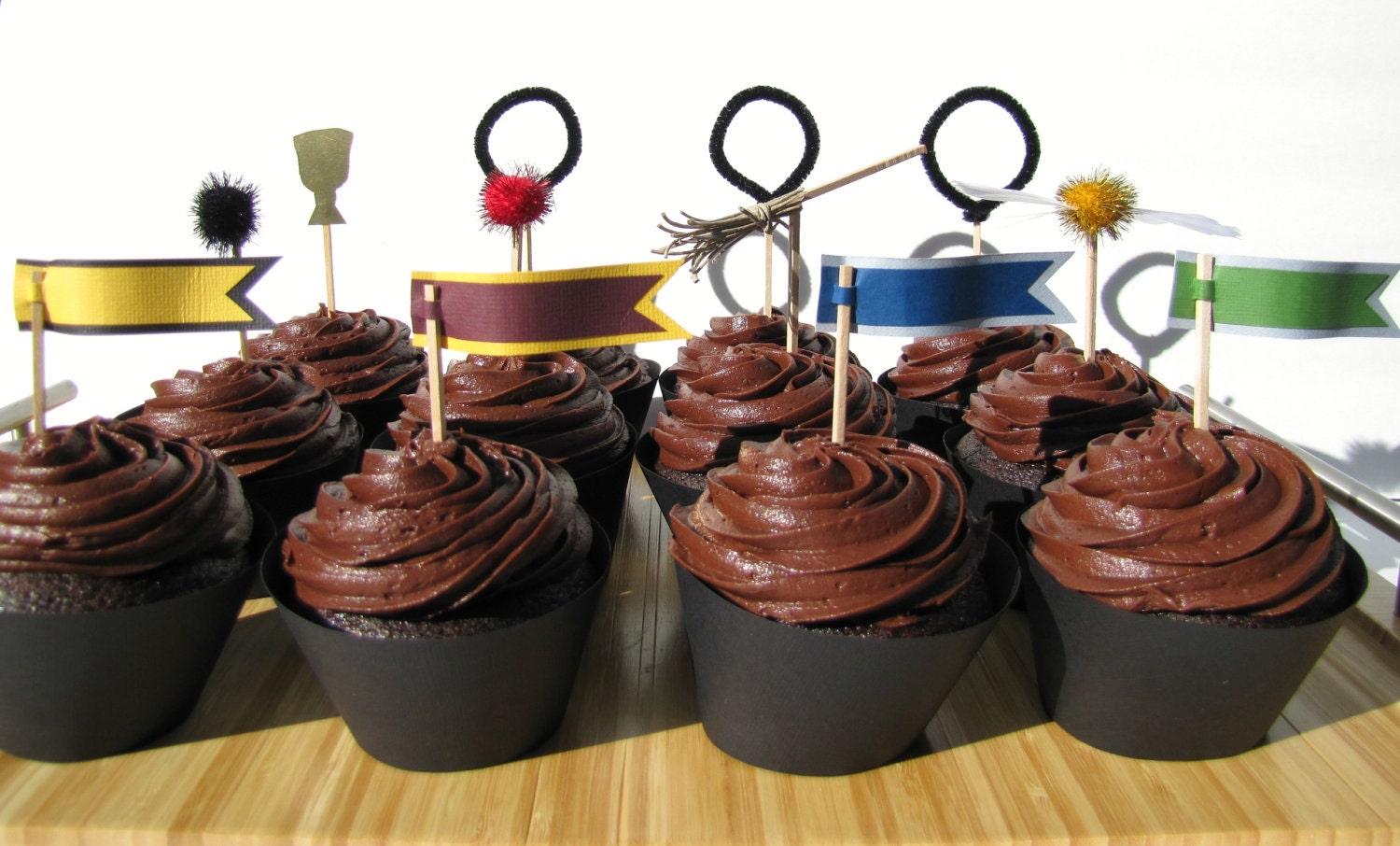 Harry Potter Quidditch Birthday Cupcake Toppers by Kiwi Tini Creations on Etsy