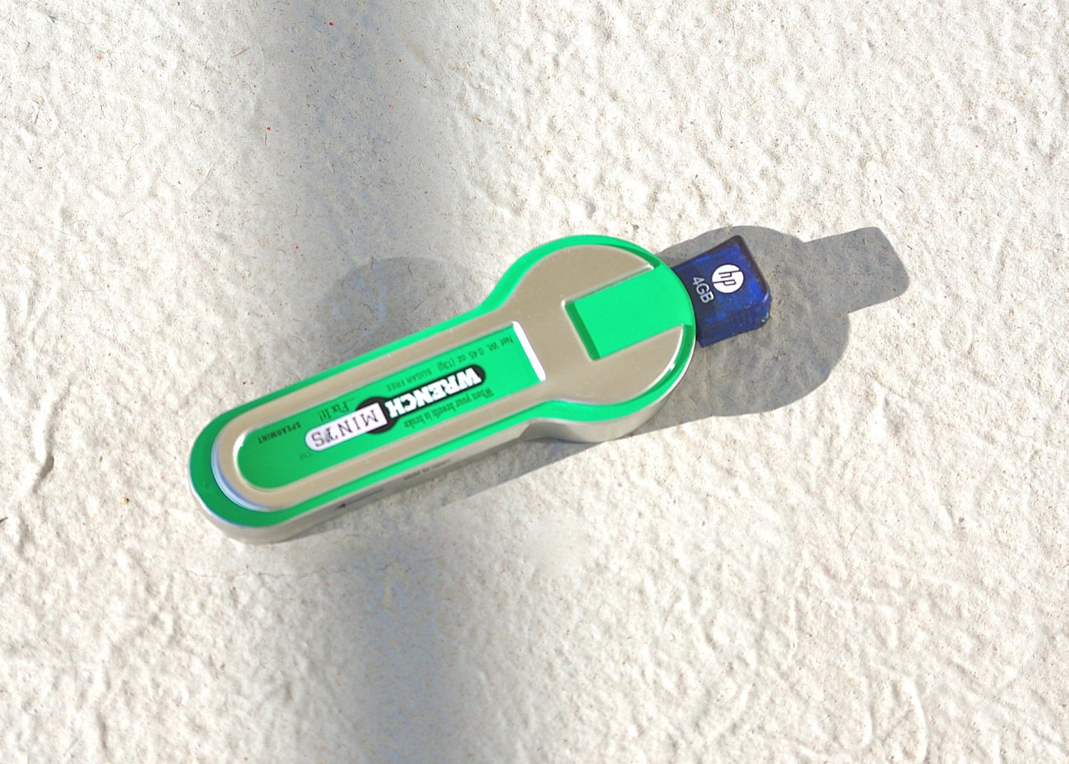 4GB green wrench USB memory stick eco-friendly recycled flash drive  electronic gadget computer accessory tool mac pc laptop macbook pro