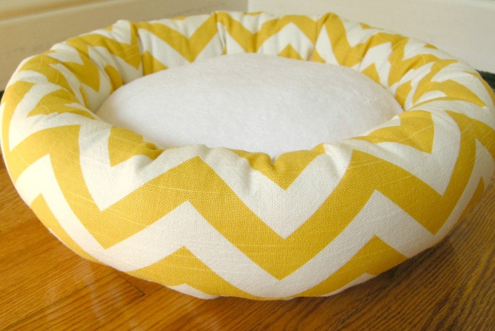 Dog Bed - Cat Bed - Autumn Yellow & White Zig Zag, Chevron with Soft Minky Fleece