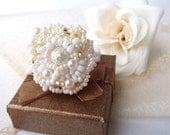Beadwork, Ring, Freeform Beaded Ring, White and cream
