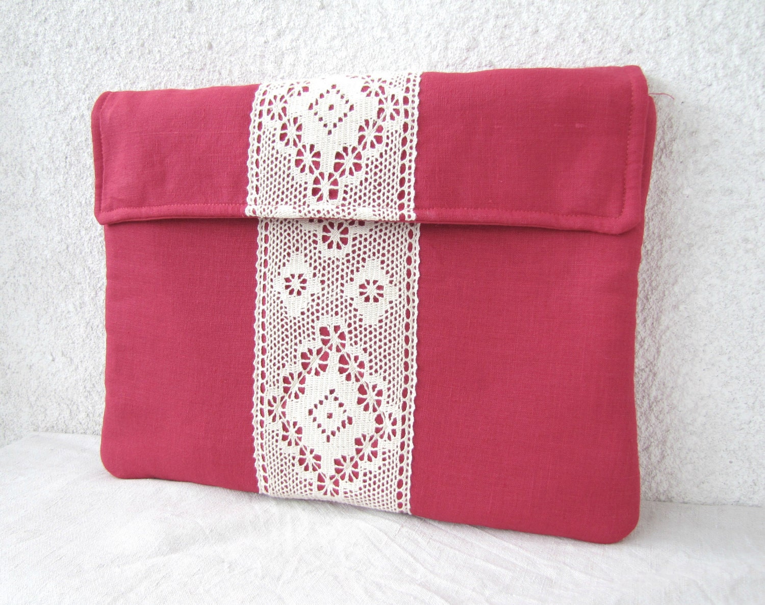 MacBook Pro 13 inch Laptop Sleeve - Linen - Lace