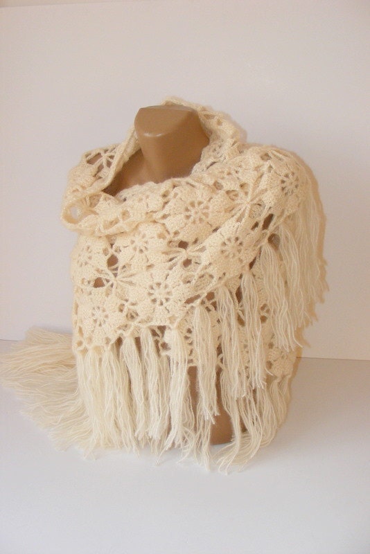 FREE SHIPPING ivory cream shawl,Women soft warm shawl,Fall fashion,gifts for her ,Best MOHAIR Shawl,by Seno