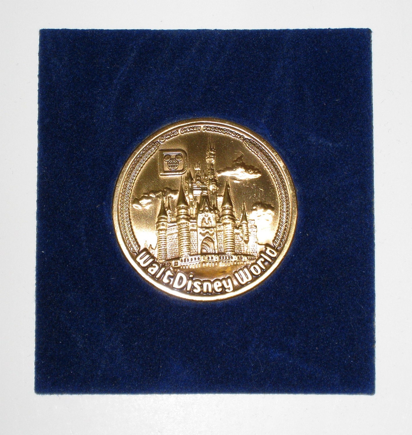 1980s Walt Disney World Brass Coin/ Medal In Holder - NICE / FREE US Shipping