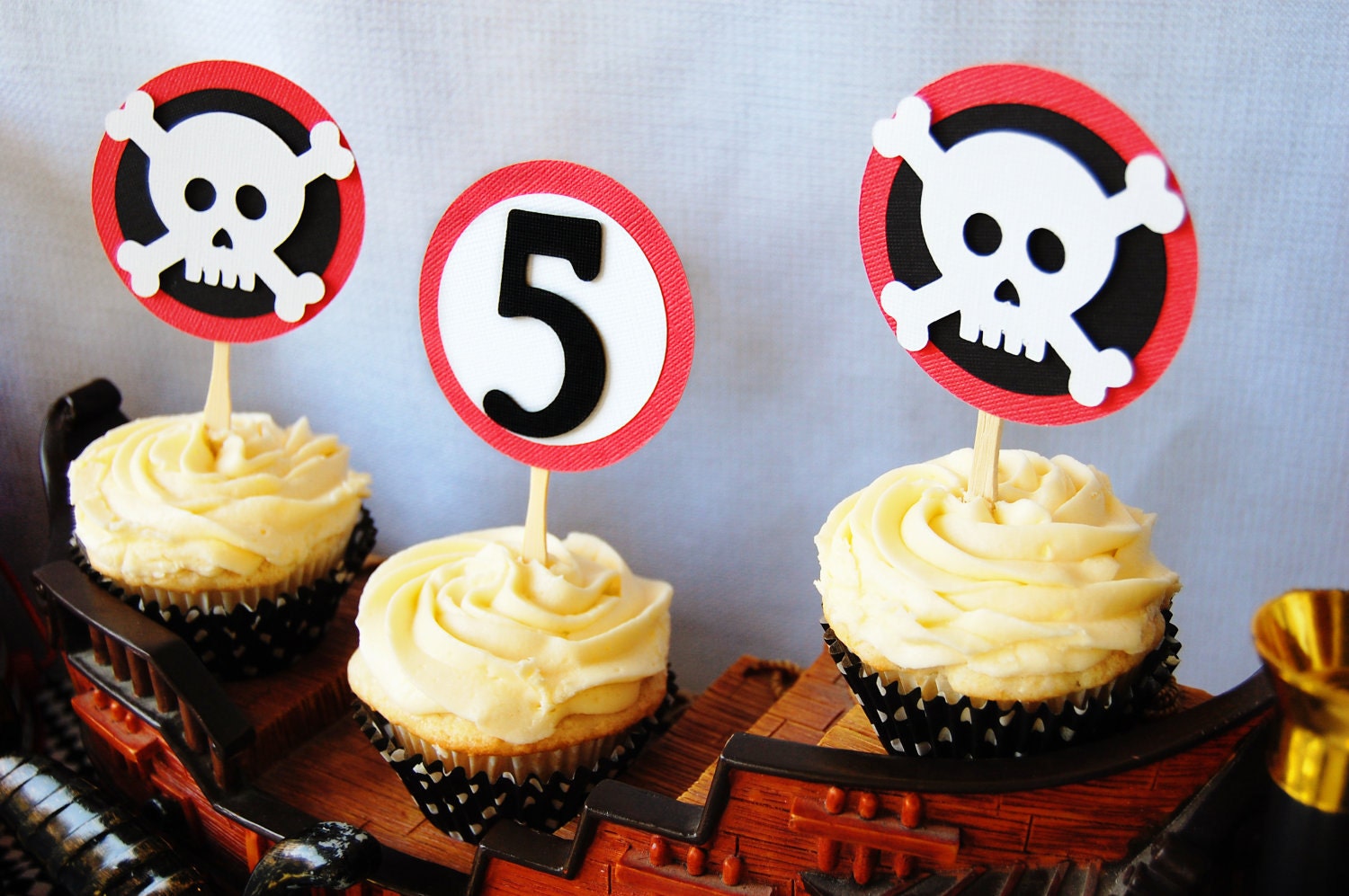 Pirate p"ARRR"ty Cupcake Toppers Il_170x135