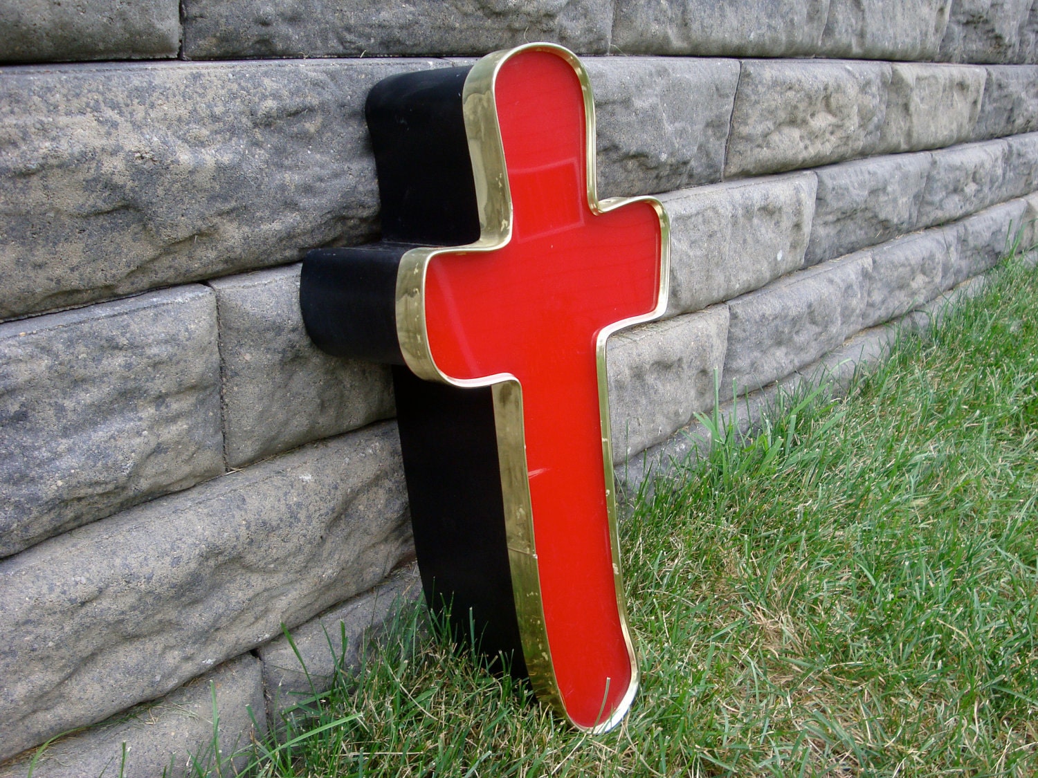 Reclaimed metal letter - t