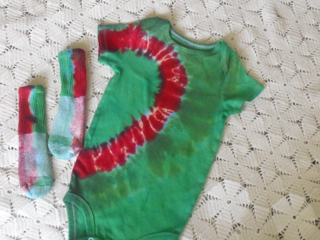 SALE  Tie dye 24 month onsie and matching socks - CHRISTMAS heart/candy cane by Bri's Tie Dyes  SALE