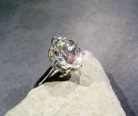 Snow White Topaz - Ring