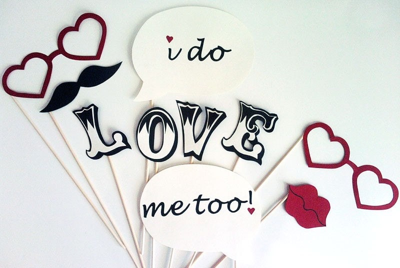 Photo Booth Props - 10 Piece I Do Kit