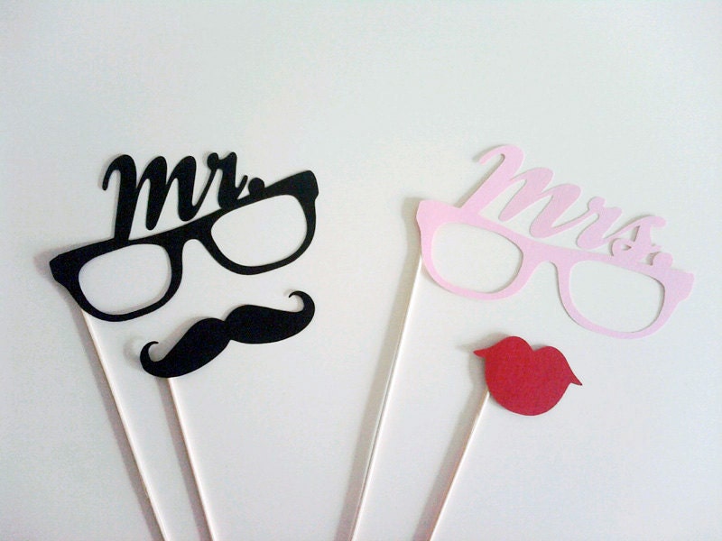 Photo Booth Props - Mr Mrs Glasses