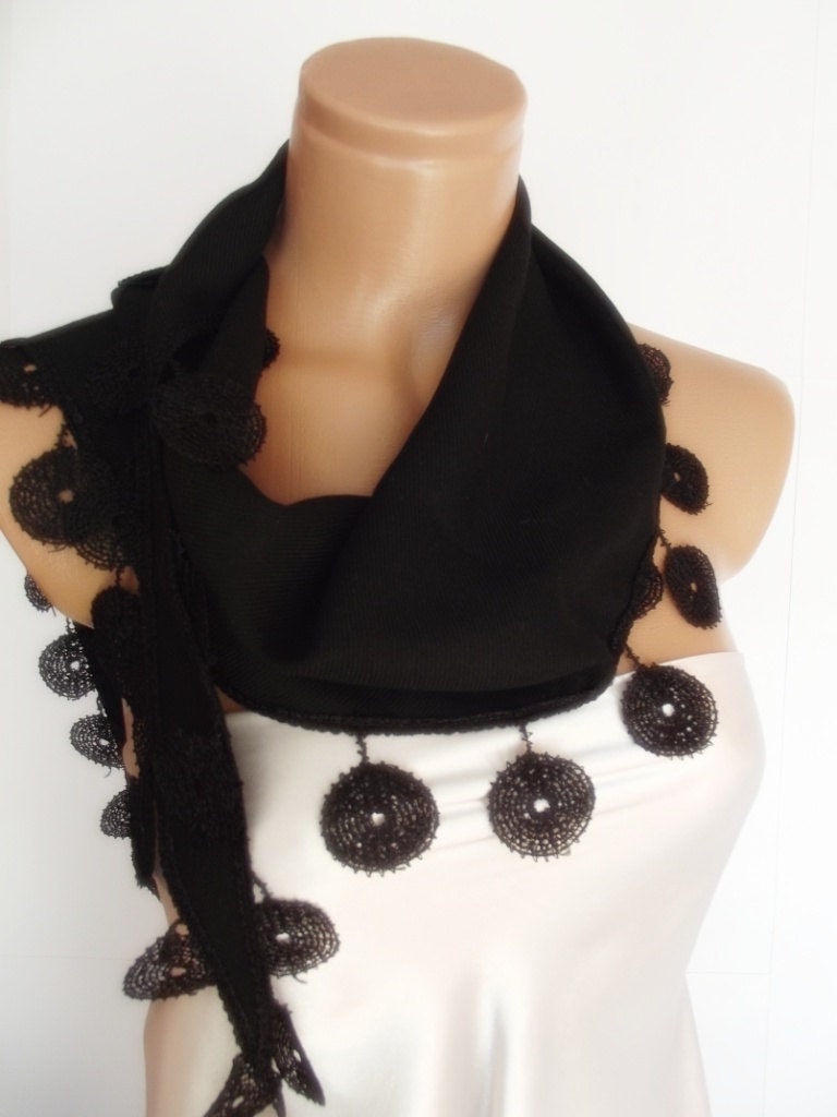 BIG DISCOUNT New Design Pashmina scarf with lace black