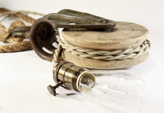 green pulley light