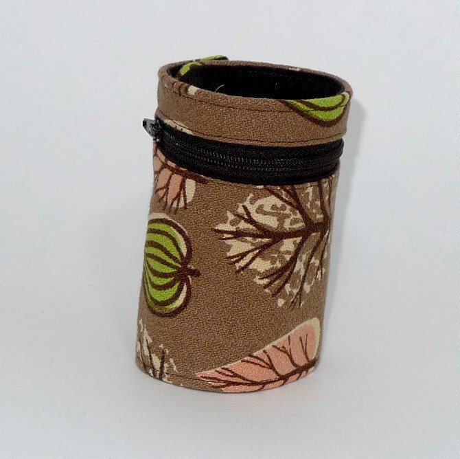 vintage barkcloth wrist wallet by NIXO Handmade