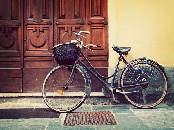 Bicycle Photo. Fine Art Photography. Italy. Home Decor. Size A4