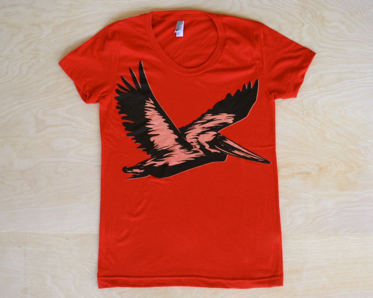 Pelican in Flight - T-Shirt