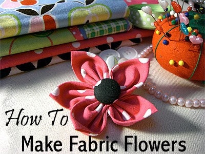 Dog Collar Fabric Flowers - Instructional Guide on How to Make this Perfect Pet Collar Accessory