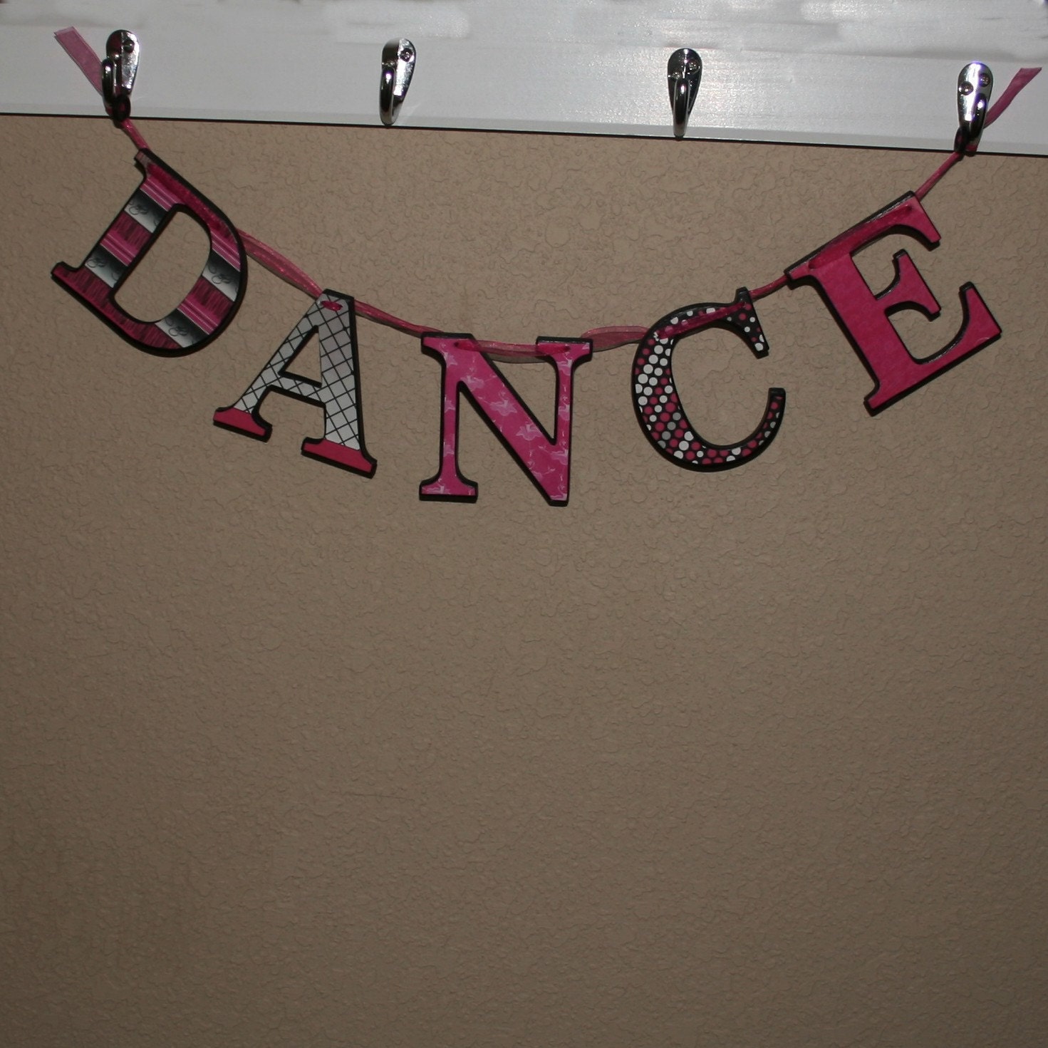 DANCE sign