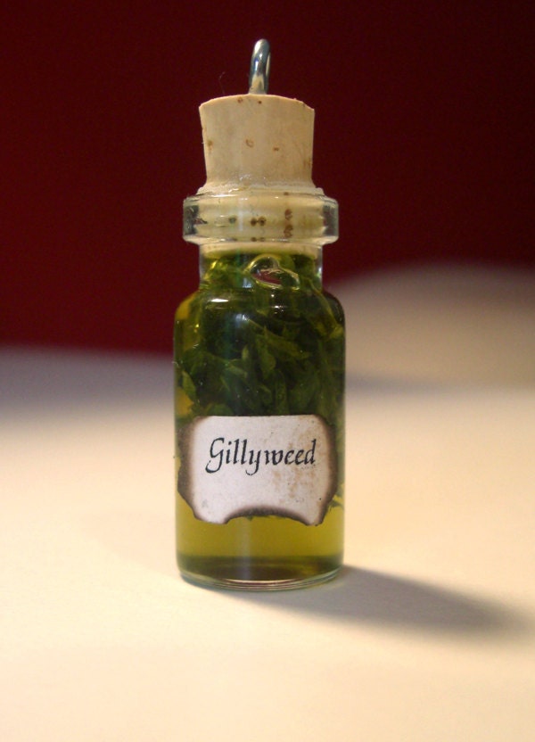 Gillyweed Charm - Wizard Potions Ingredient and Ball Chain