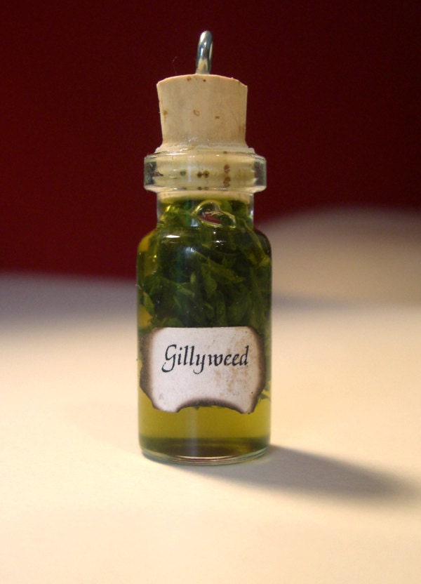 Gillyweed Charm - Wizard Potions Ingredient and Ball Chain
