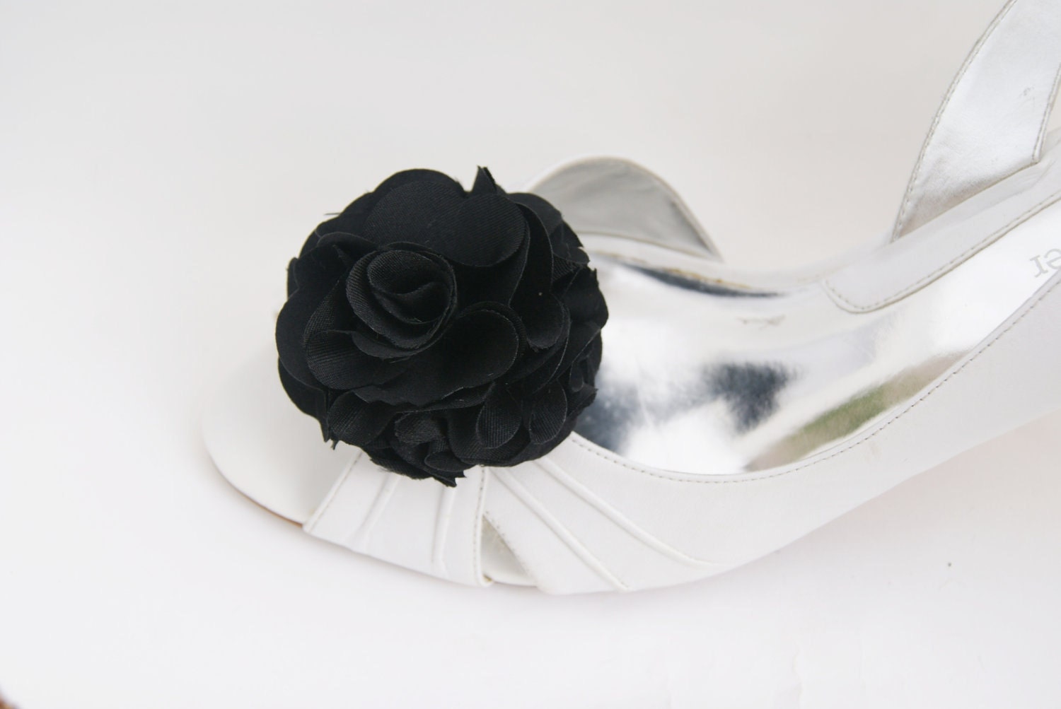 simple black shoe clips flower in satin fabric