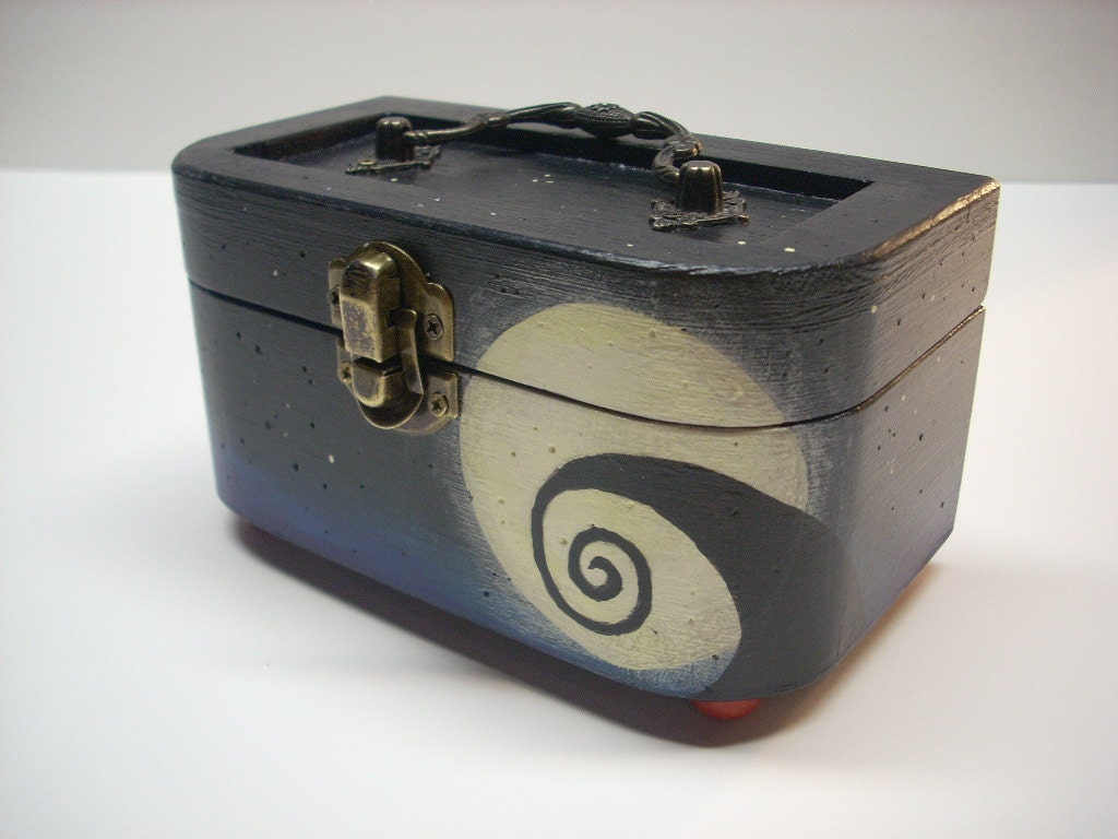 Nightmare Before Christmas Jack & Sally Pocket Watch Case Sculpture Set