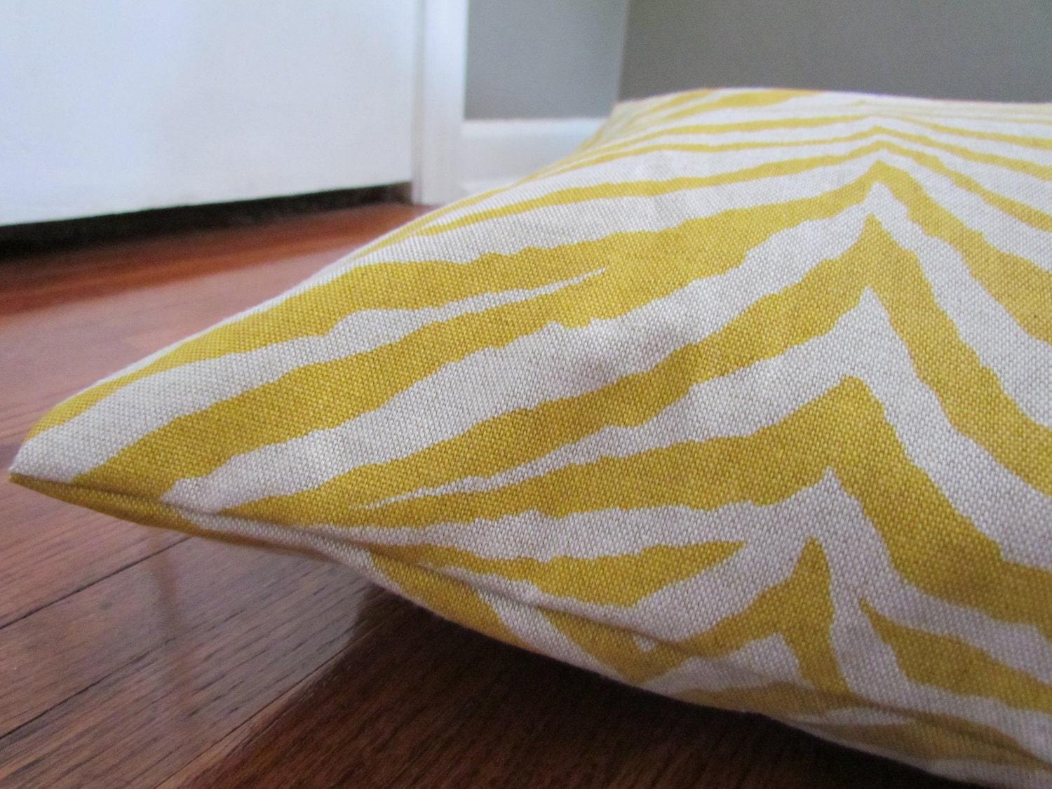 Dog Bed Yellow/Oatmeal Zebra Pet Duvet Cover-Medium