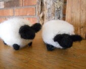 Woolly Needle Felt Sheep / Waldorf Miniature Animal Toy / Winter Nativity Figurine / Lamb Farm Animal Christmas Ornament