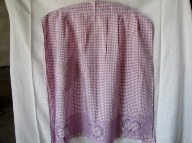 Lavender Half Apron Vintage Gingham Embroidered Hearts Diamond Pocket
